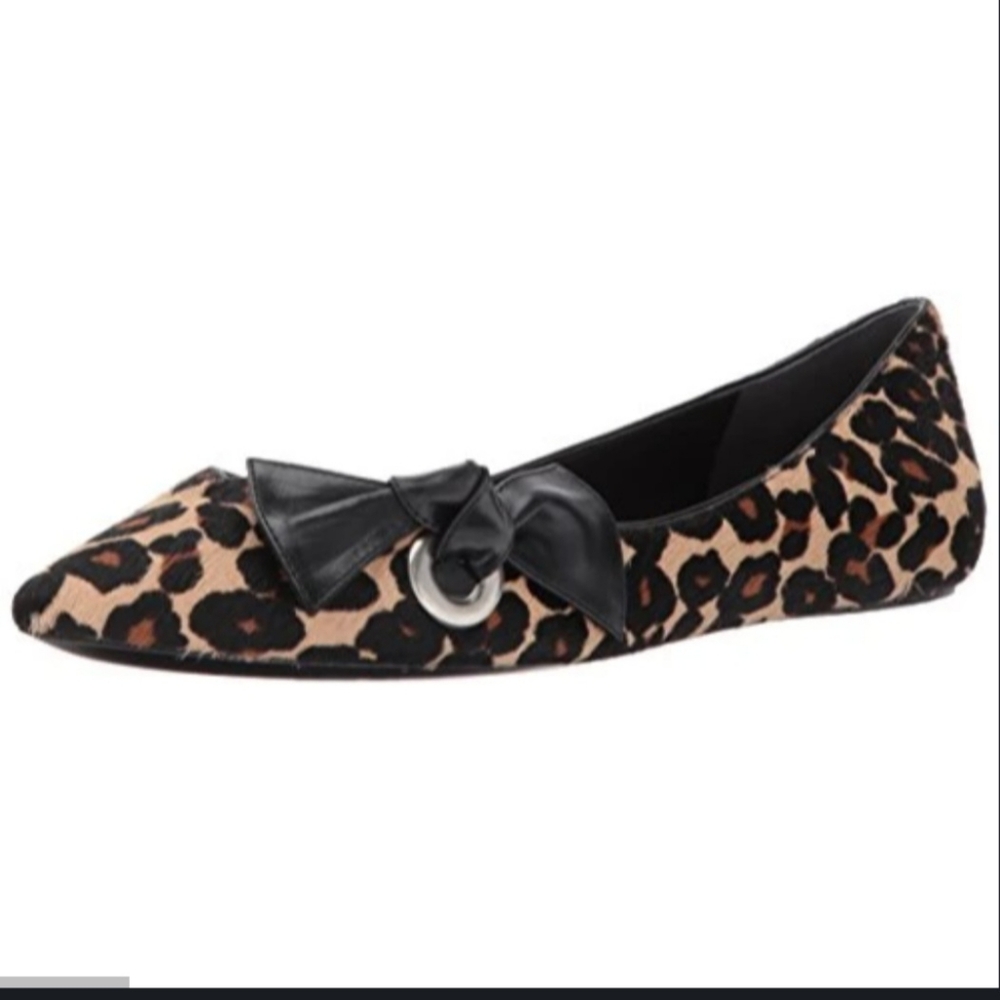 Marc Jacobs leather flats